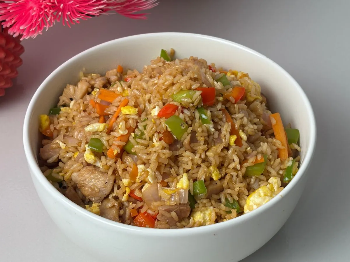 Fried rice with chicken